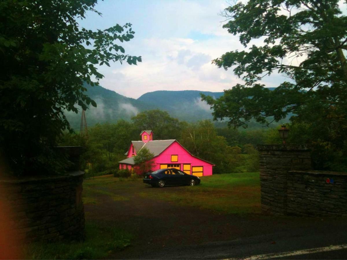 Play All Day - Sleep By The Stream At Night - Swimming Hole パレンビル エクステリア 写真